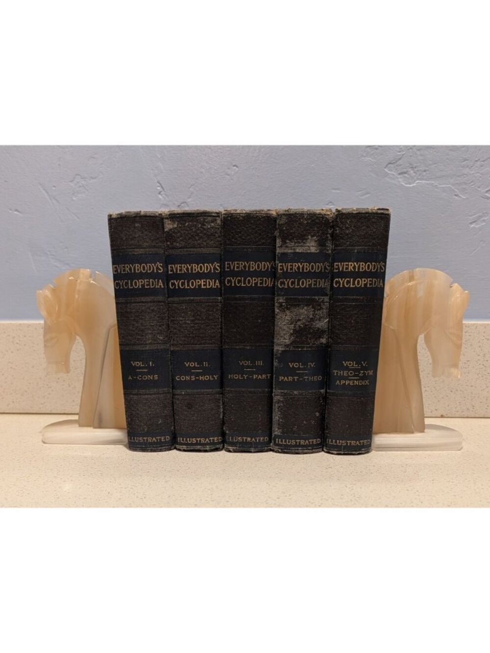 Vintage Hand-Carved Onyx Horse Head Bookends Neutral Tones Art Deco MCM library - Picture 8 of 13
